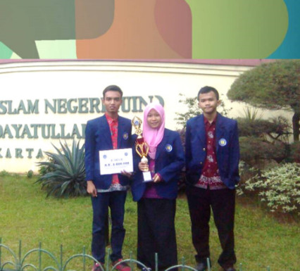 Juara II Lomba Debat Nasional Youth Economics Summit 2016