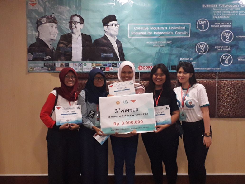 [:id]Mahasiswa FEB Juara 3 Lomba “Business Futorology Camp 2017″ UNPAD[:]